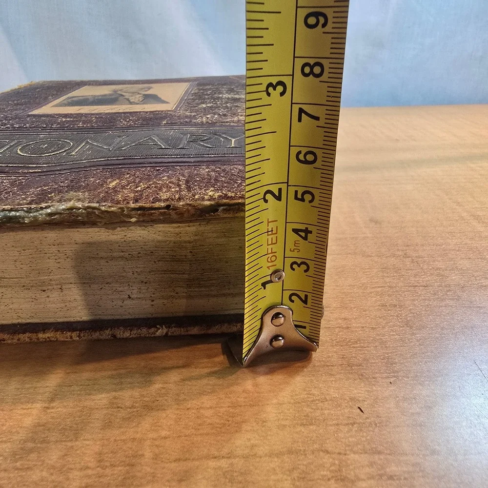 Webster's New Collegiate Dictionary Copyright 1951 Soft, Leatherlike Cover